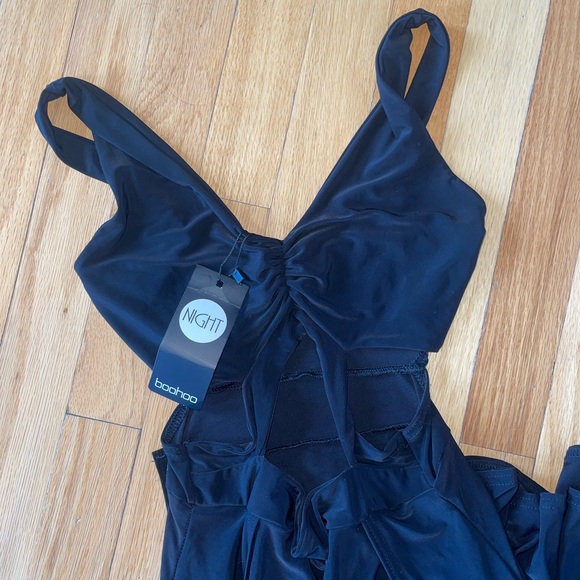 BOOHOO Black Long Dress with cut outs, shorts underneath. Size 4 with tags! - Picture 2 of 5